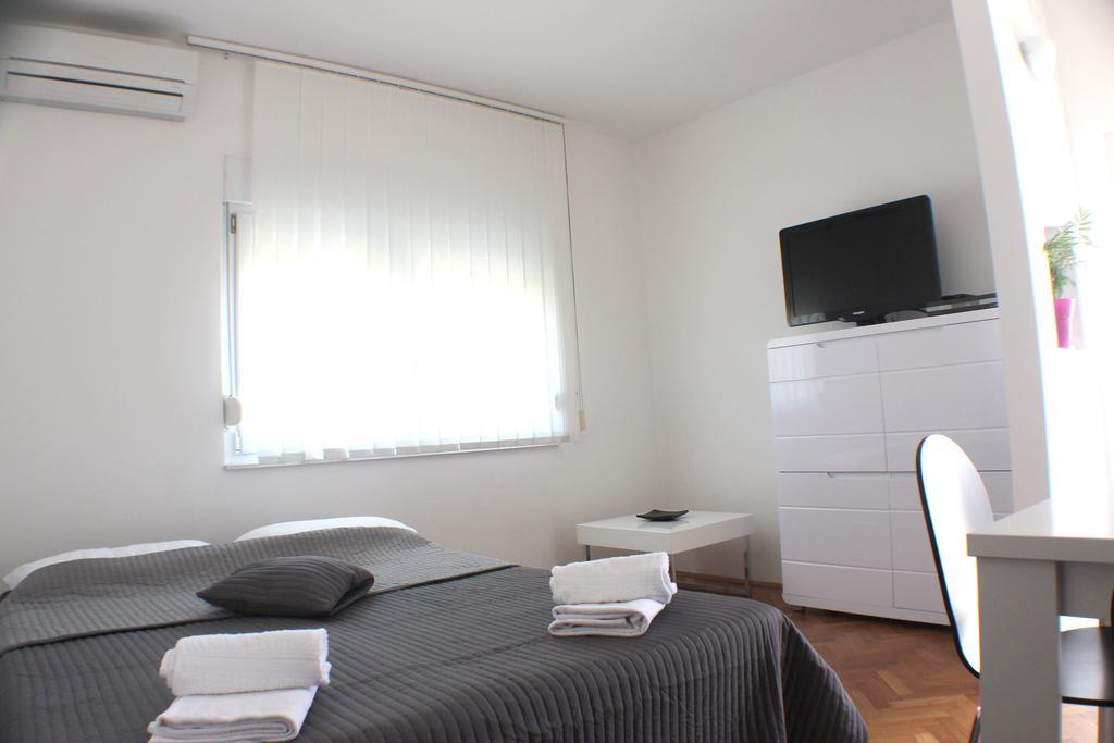Apartments Robert Kaštela Zimmer foto